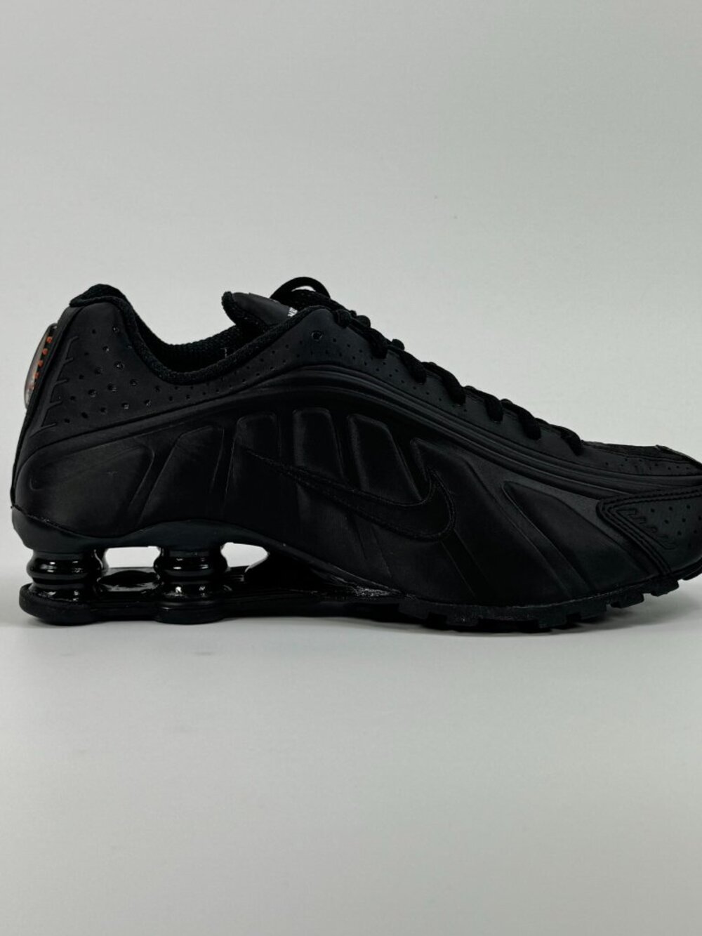 Nike Women's Shox R4 'Black Orange' AR3565-004 Multi Size